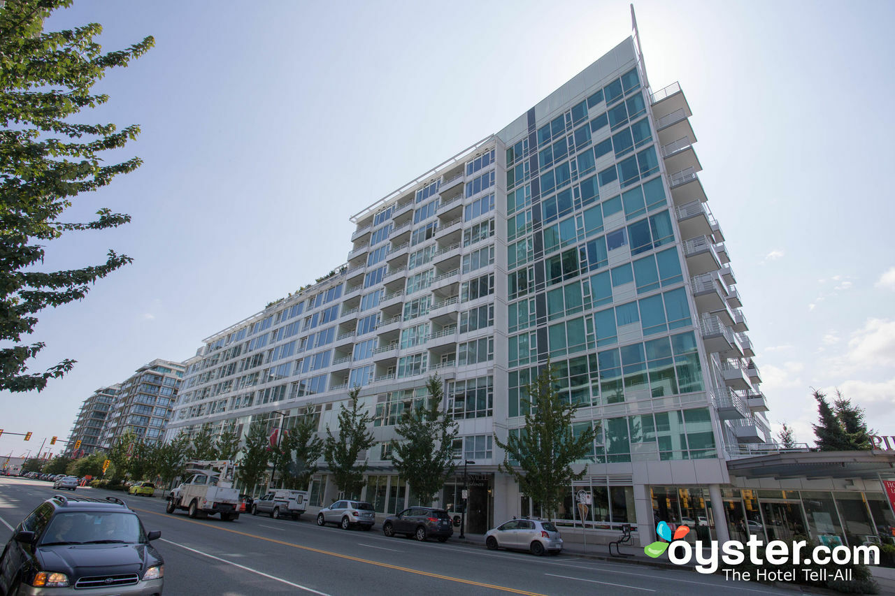 Pinnacle Hotel At The Pier North Vancouver Exterior foto